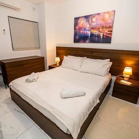 Sea Breeze, Spacious 2-Bedroom Lux Seaside Apartments 세인트폴스베이 외부 사진