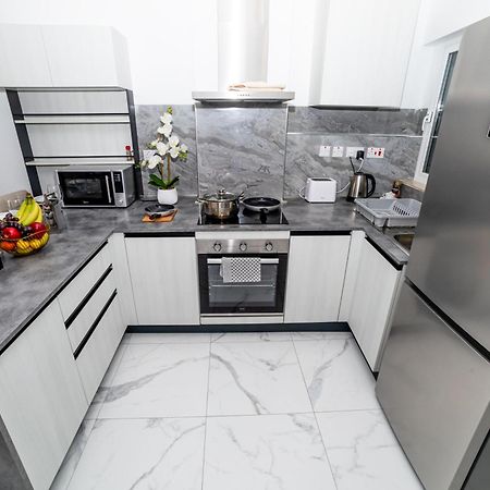 Sea Breeze, Spacious 2-Bedroom Lux Seaside Apartments 세인트폴스베이 외부 사진