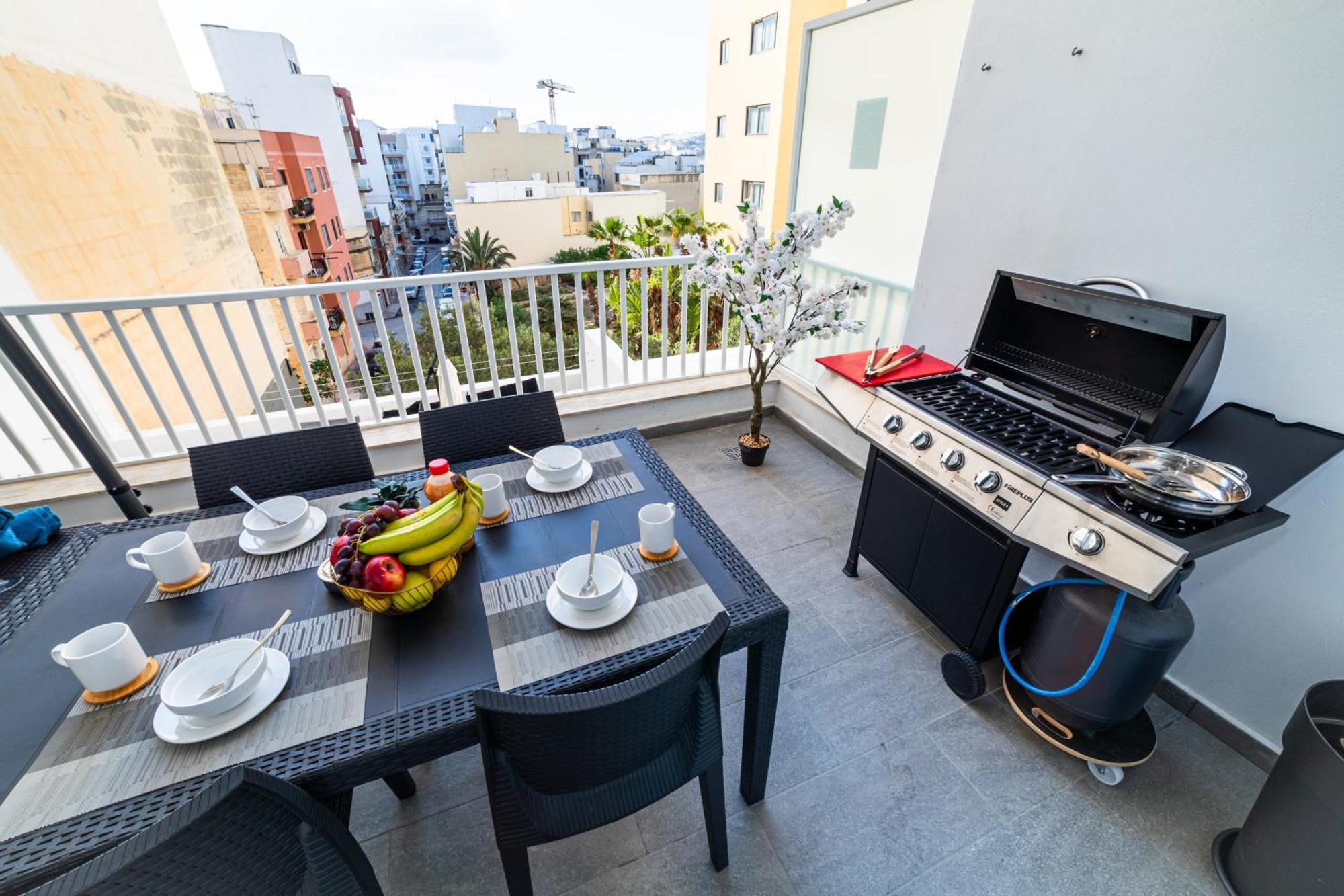 Sea Breeze, Spacious 2-Bedroom Lux Seaside Apartments 세인트폴스베이 외부 사진
